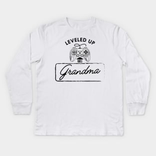 New Grandma - Leveled up to grandma Kids Long Sleeve T-Shirt